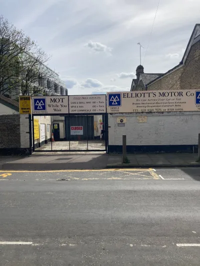 Elliotts Motor Company