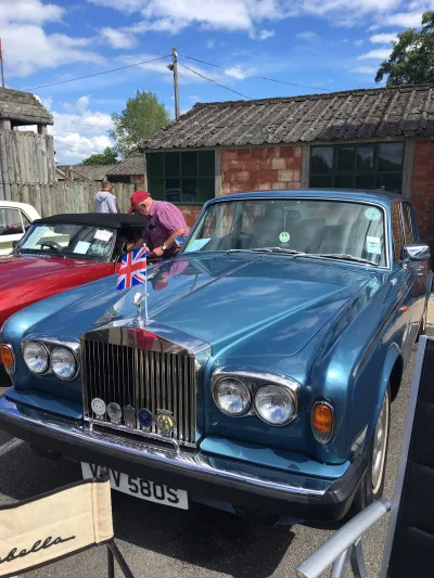 Gledholt Garage