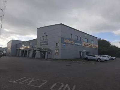 Halfords Gordons Autocentre Stanley