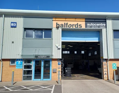 Halfords Autocentres