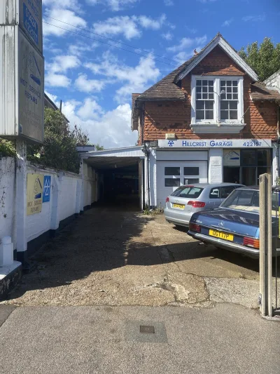 Hillcrest Garage
