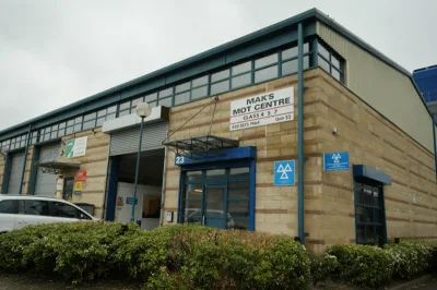 Mak's MOT Centre