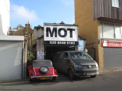 McMullin Motors | Plymouth