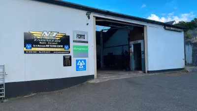 NJ Motor Engineers Garage & MOT Center Hayle Cornwall (Formerly Neil Wade Motor Engineer)