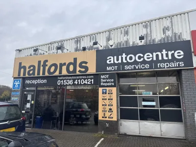 Halfords Autocentre
