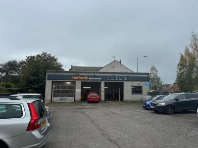 Halfords McConechys Dumfries Autocentre