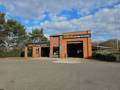Halfords Autocentres