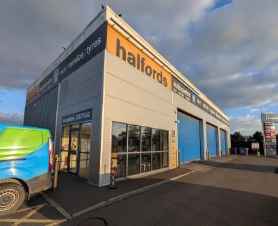 Halfords Autocentres