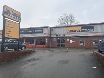 Halfords Autocentre