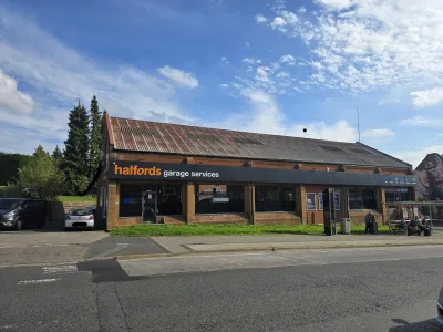 Halfords Autocentre