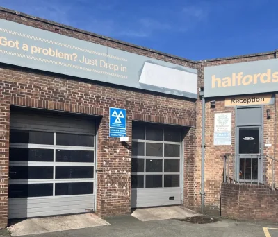 Halfords Autocentre