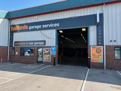 Halfords Autocentre