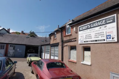 Berrys Garage