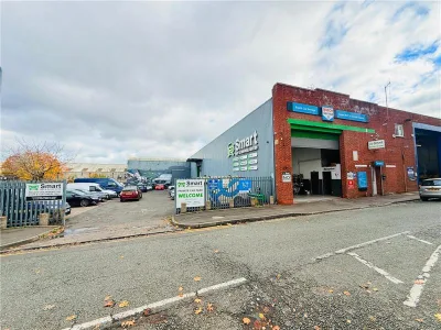 Smart MOT & Service Centre Birmingham - Bosch Car Service