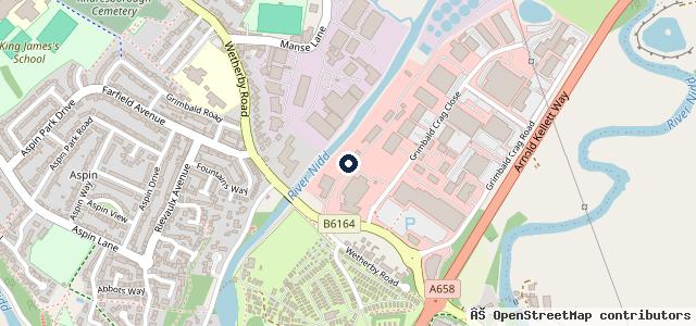 Map showing the location of Roundwood Garage Car & Commercial