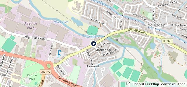 Map showing the location of Halfords Autocentres | Huddersfield